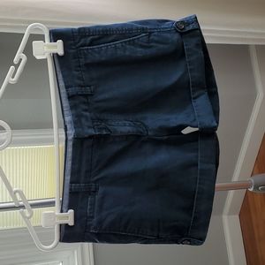 Banana Republic 4.5" Cuffed Navy Stretch Cotton Shorts Size 2